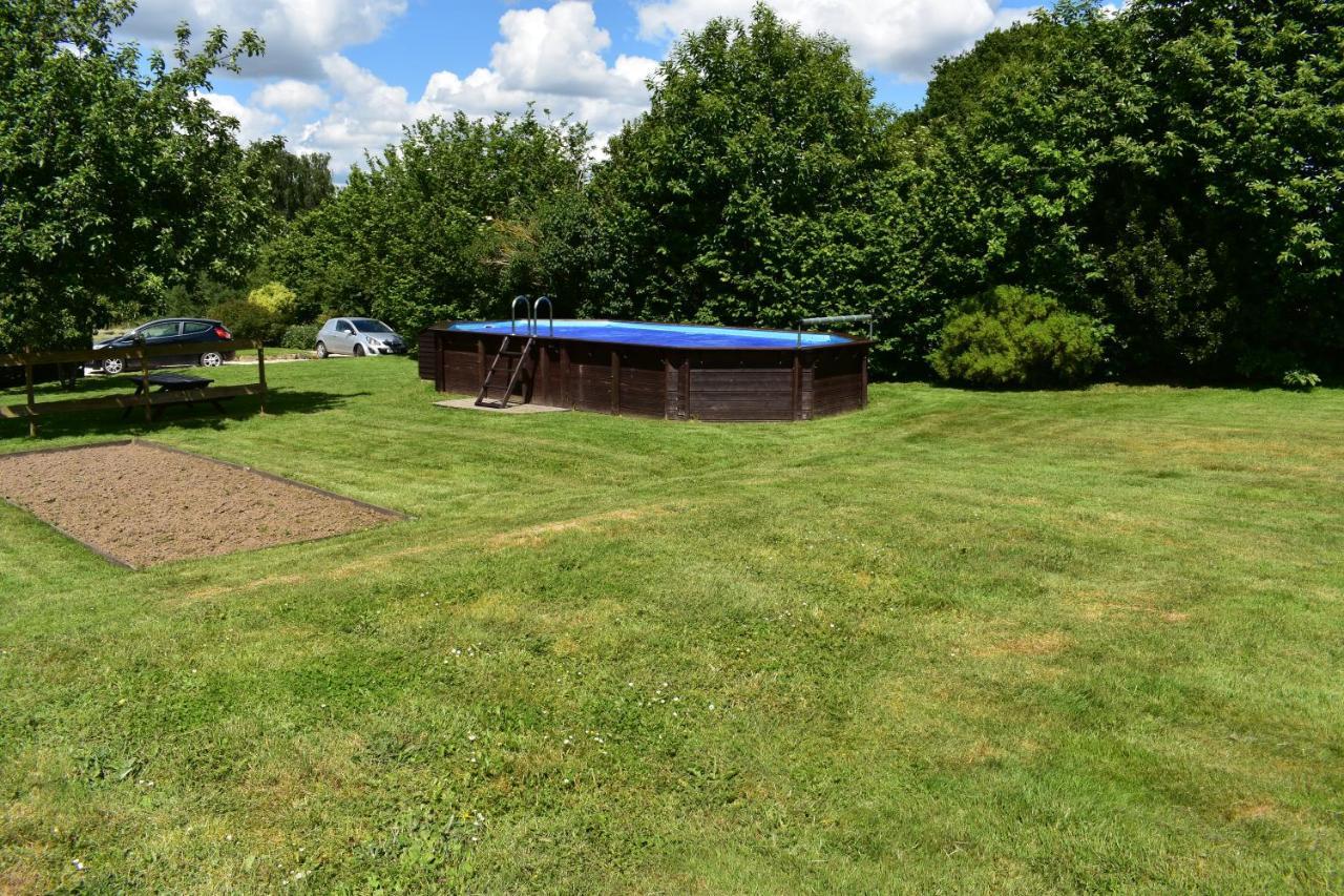 Les Gages Villa Brece  Exterior photo