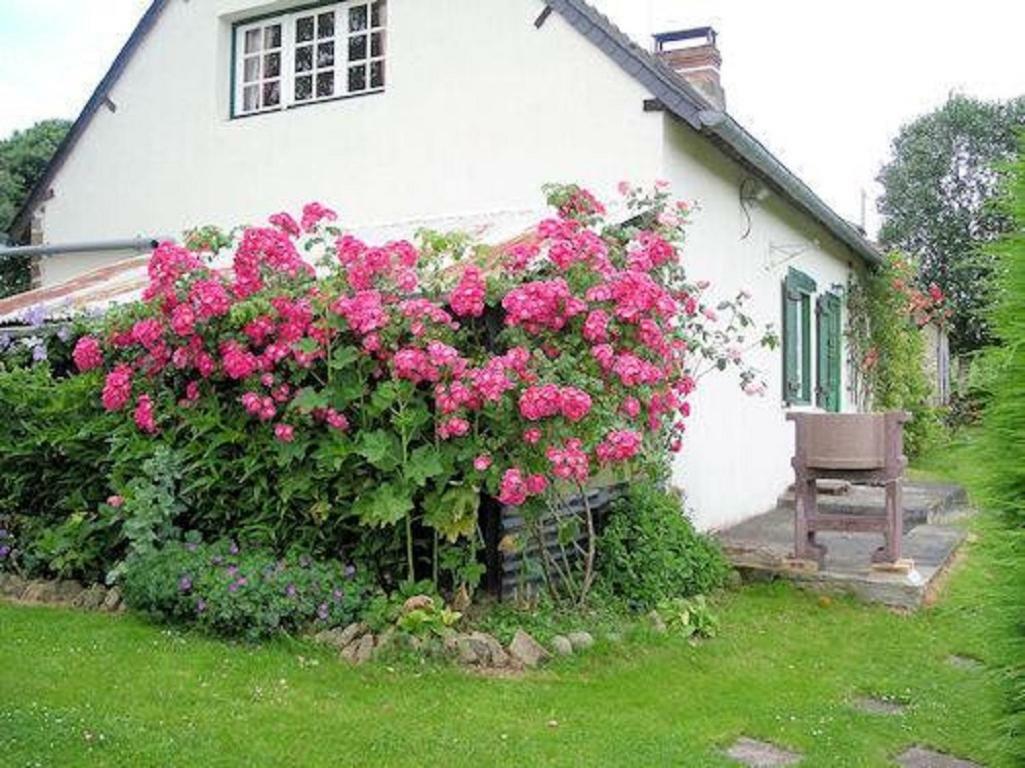 Les Gages Villa Brece  Exterior photo